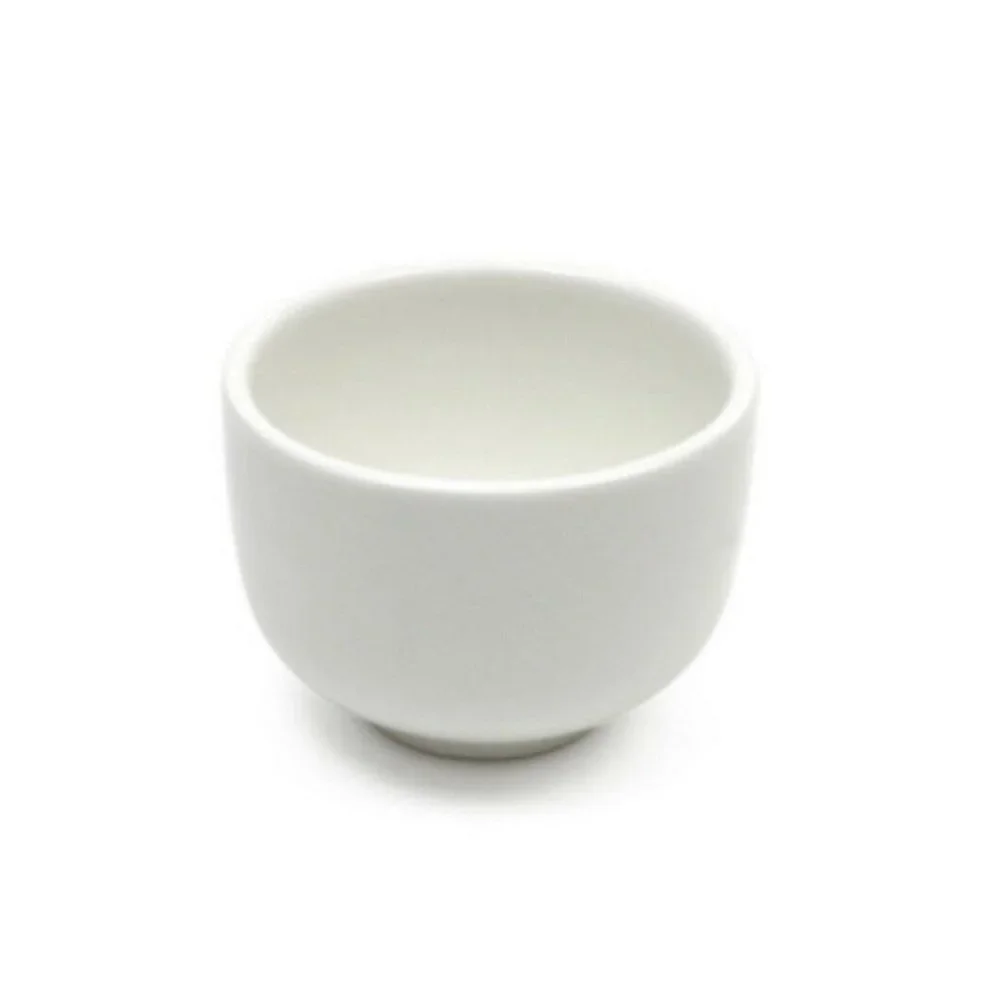 4 NEW Maxwell & Williams White Porcelain Sake Cups